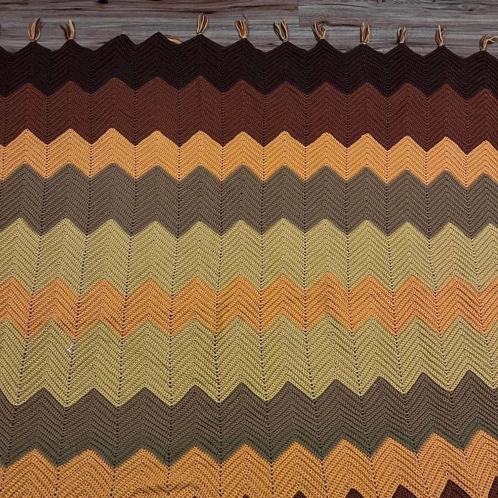 Handmade Crocheted Chevron Afghan Autumn Fall Briwn Orange Green Yellow 60” x 48